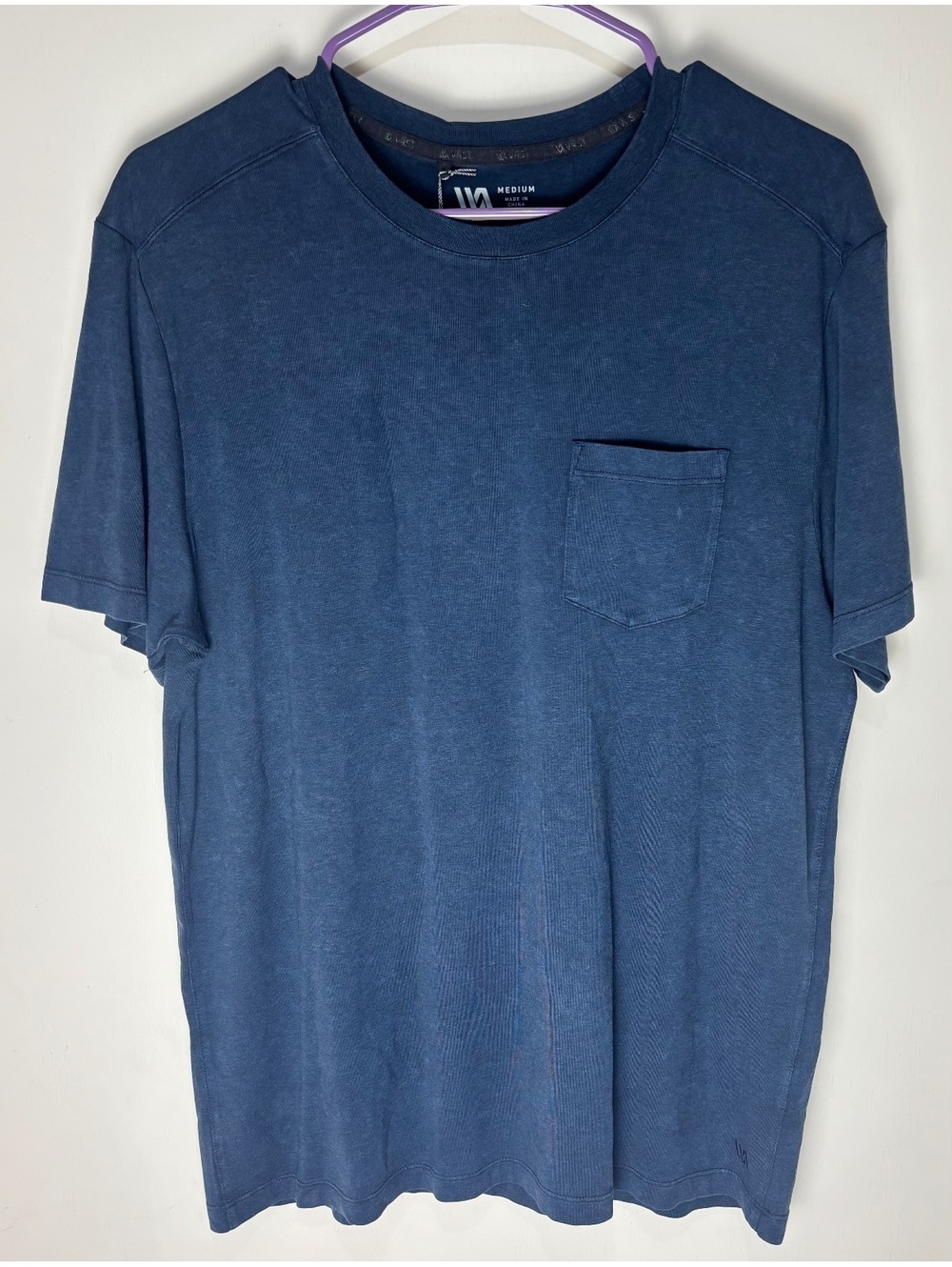 VRST Essential Pocket Tee Men’s Medium Darker Ardosia Slate NWT Stretch